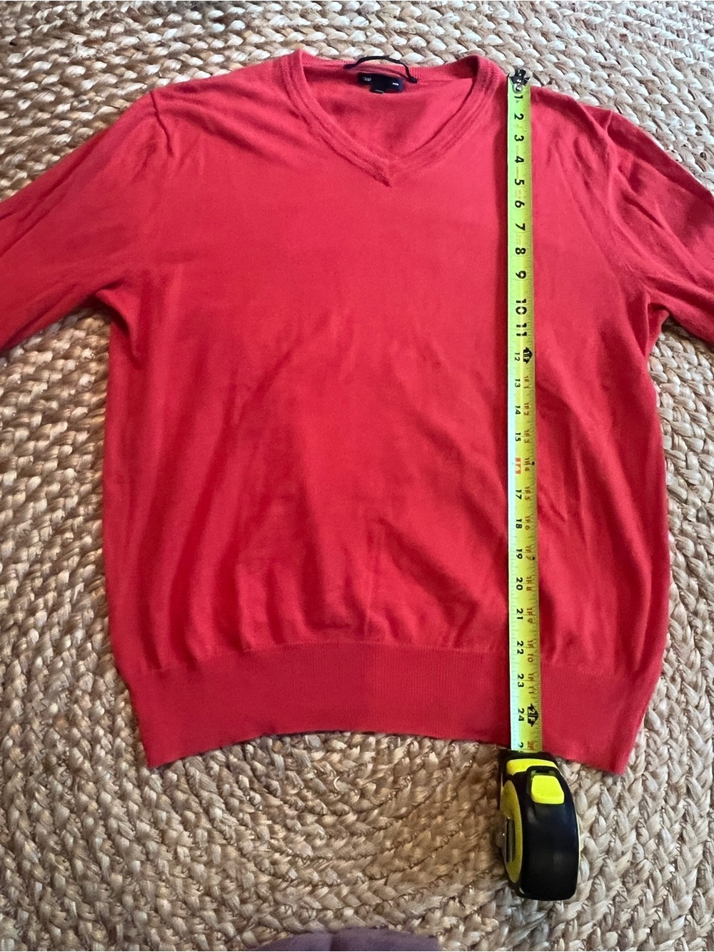 GAP Men's V-Neck Sweater in Bright Red - Picture 7 of 8